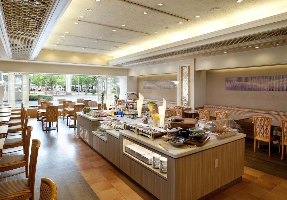 Kure Hankyu Hotel Экстерьер фото