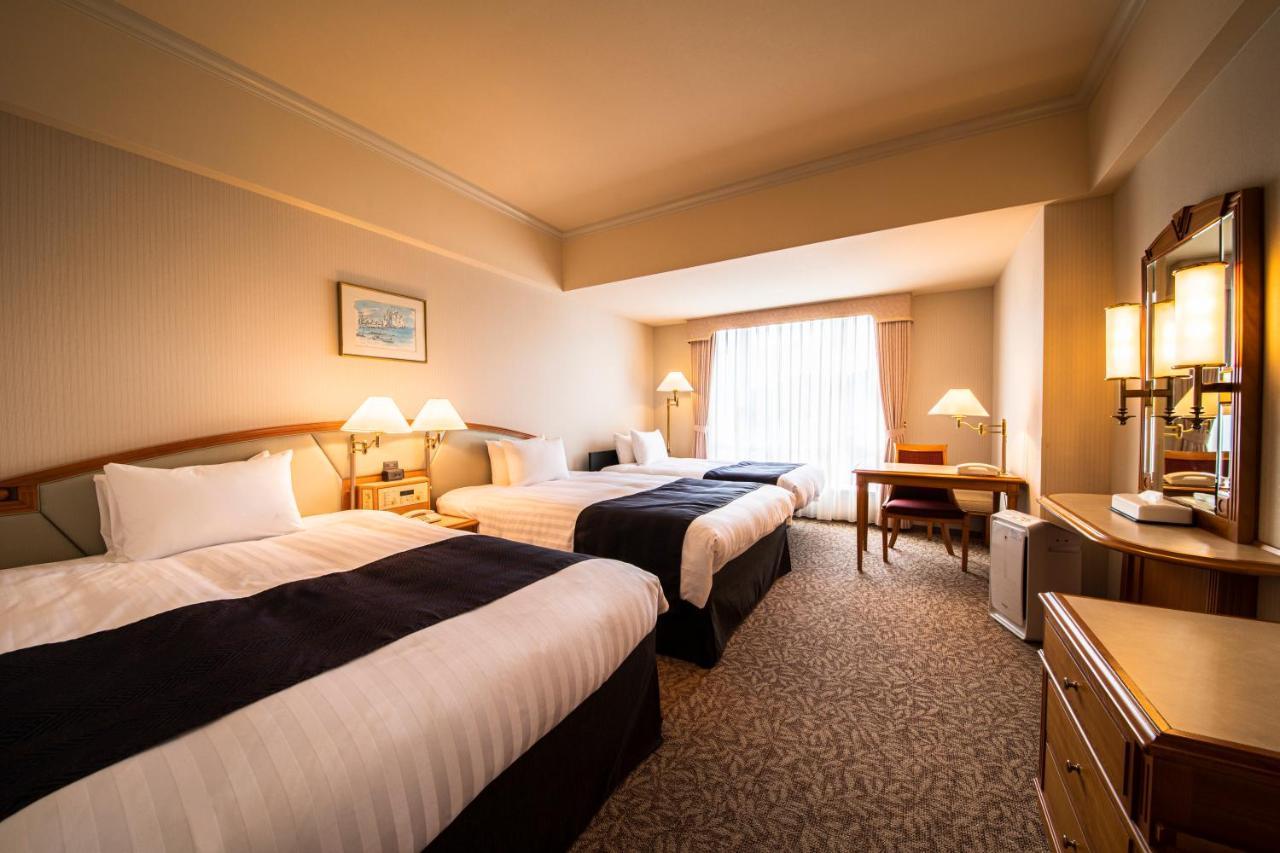 Kure Hankyu Hotel Экстерьер фото