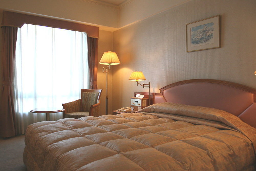 Kure Hankyu Hotel Экстерьер фото